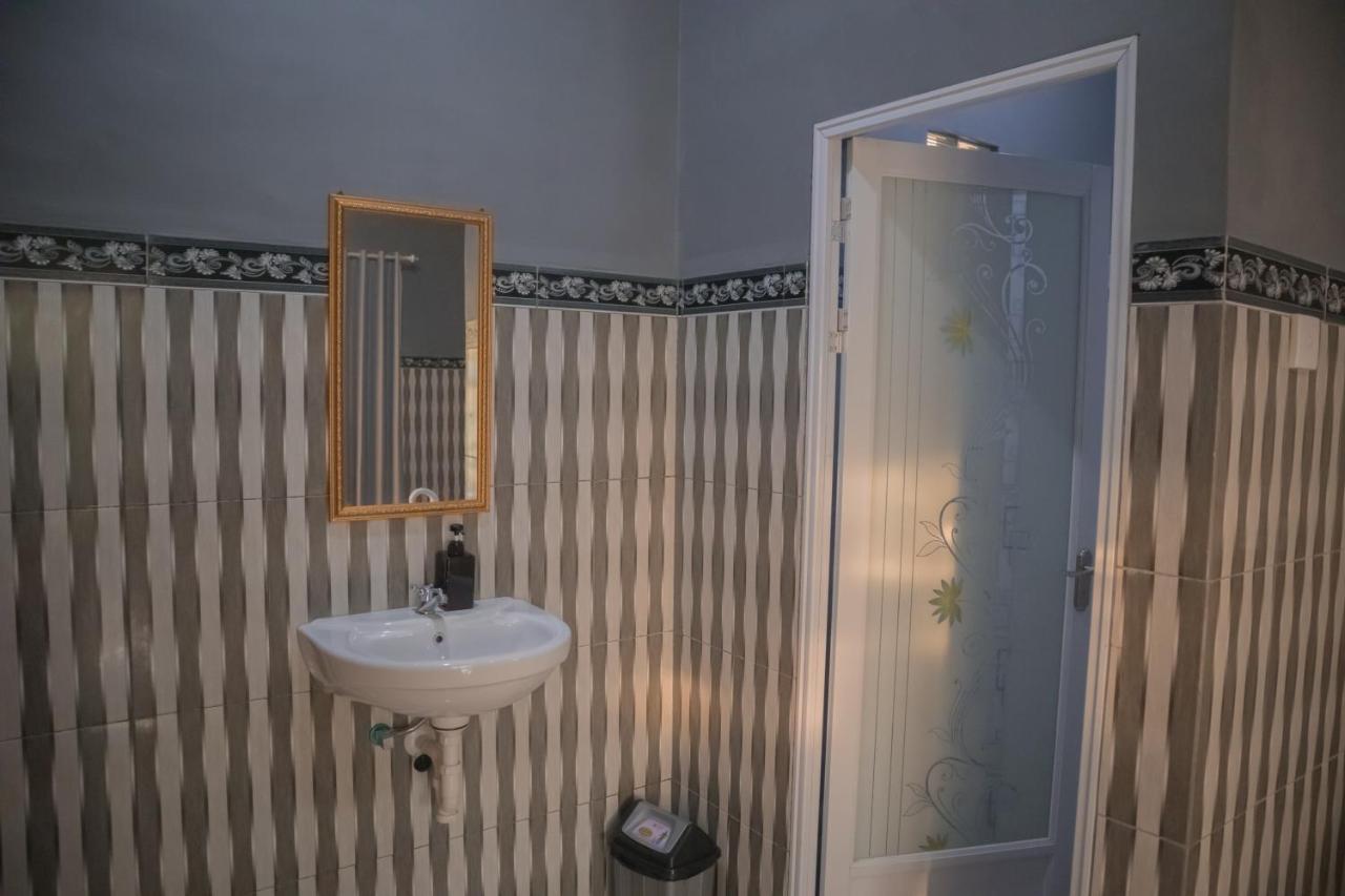 Prasi Sunrise Homestay Toyapakeh エクステリア 写真