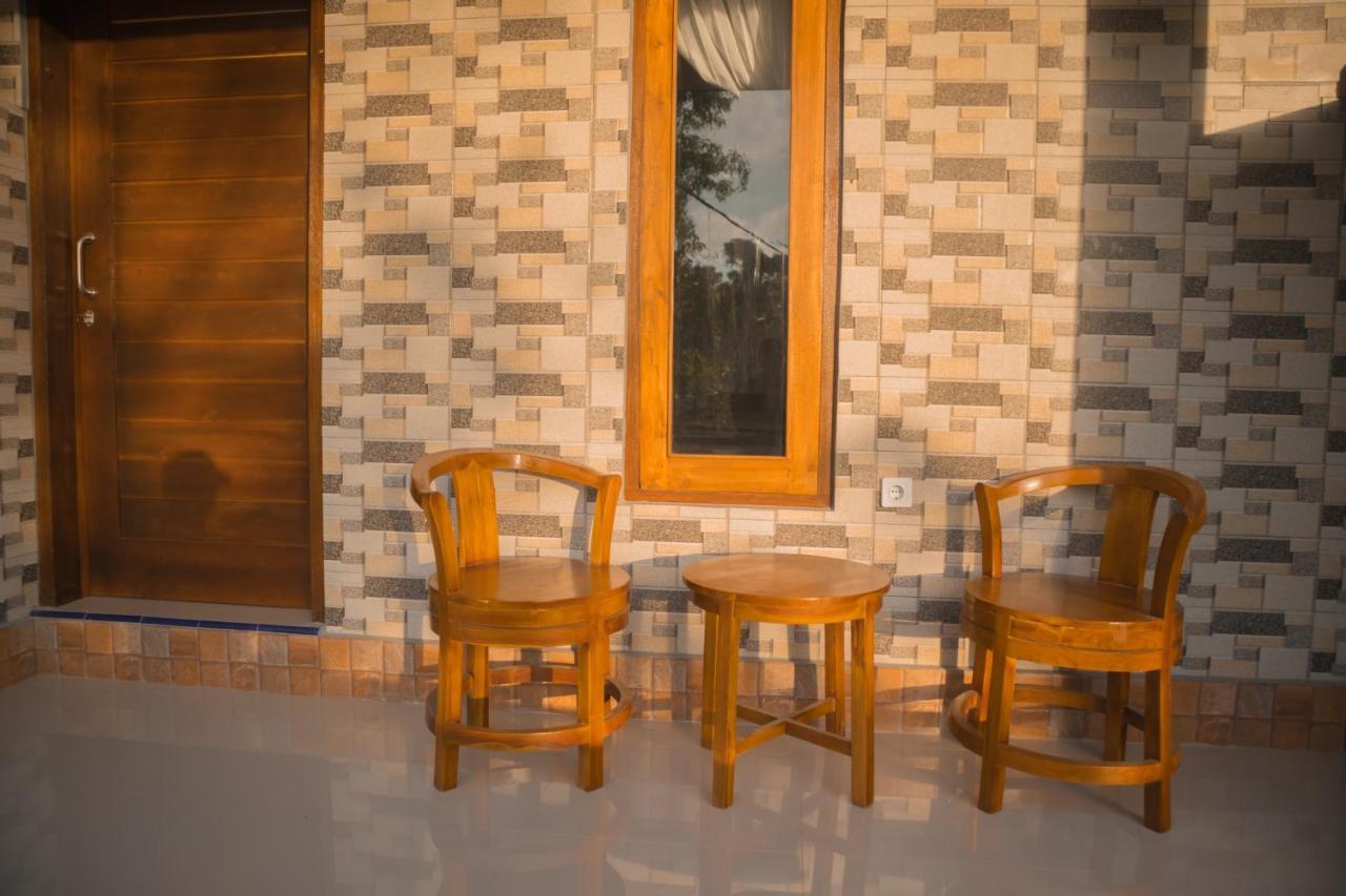Prasi Sunrise Homestay Toyapakeh エクステリア 写真