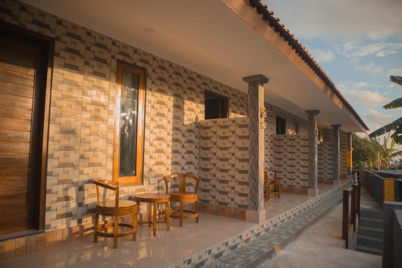 Prasi Sunrise Homestay Toyapakeh エクステリア 写真