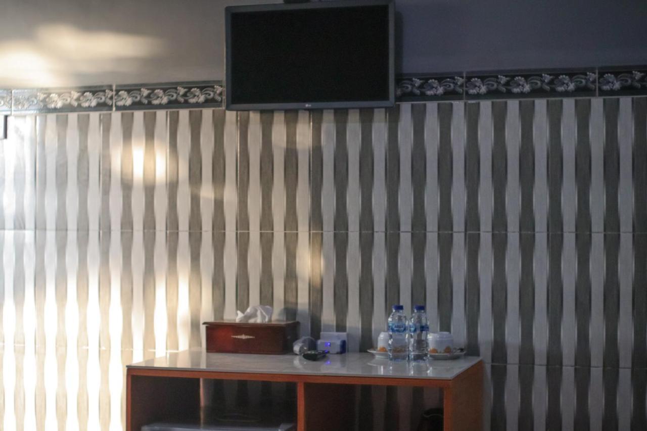 Prasi Sunrise Homestay Toyapakeh エクステリア 写真