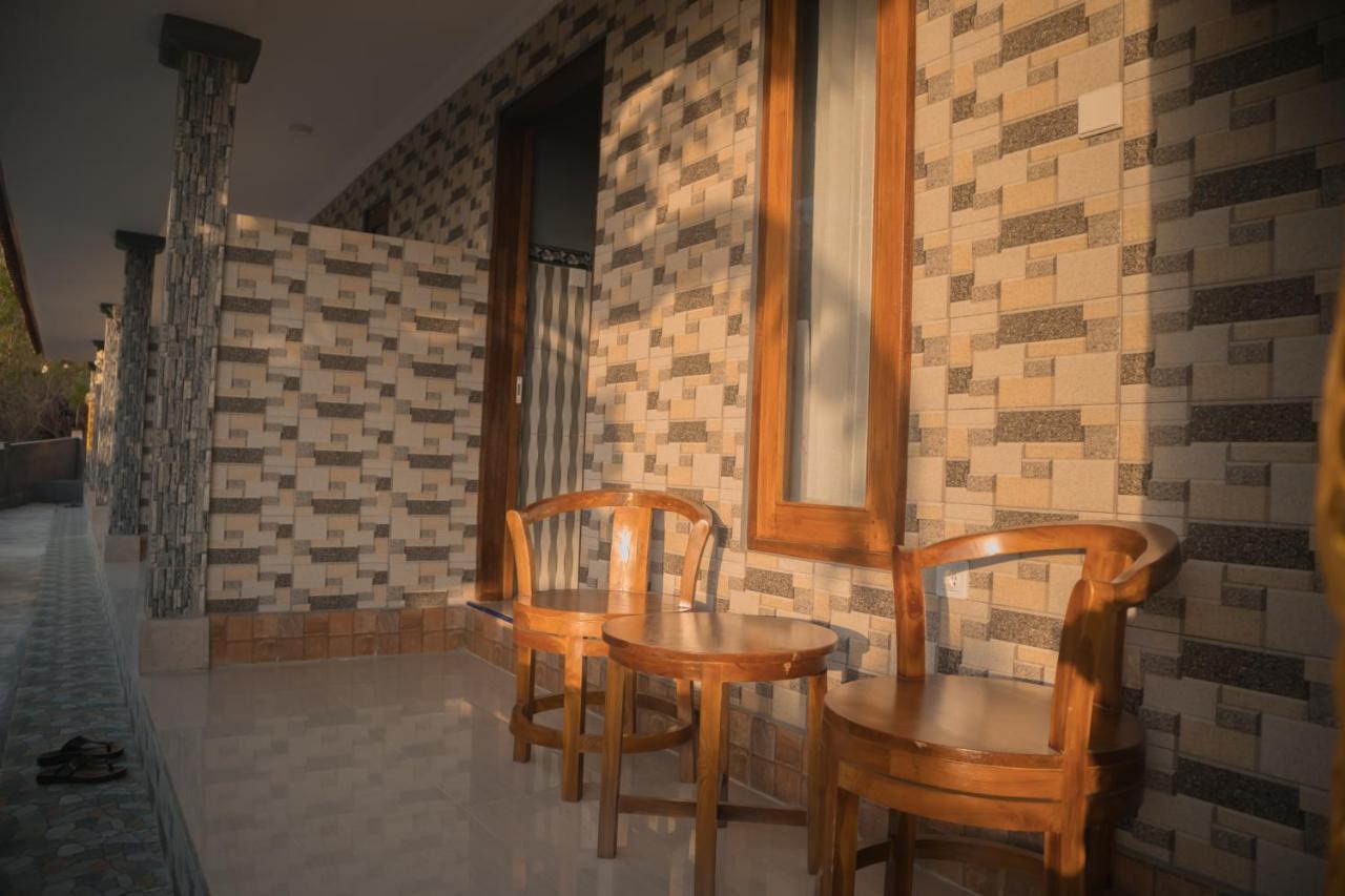 Prasi Sunrise Homestay Toyapakeh エクステリア 写真
