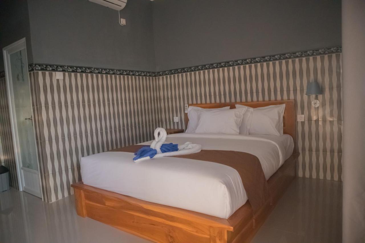 Prasi Sunrise Homestay Toyapakeh エクステリア 写真